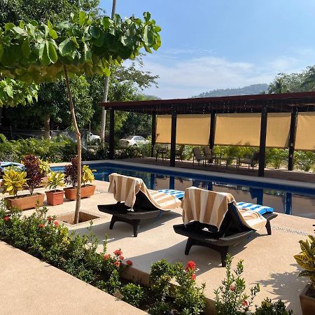 Natura Hotel & Villas Сиуатанехо Екстериор снимка