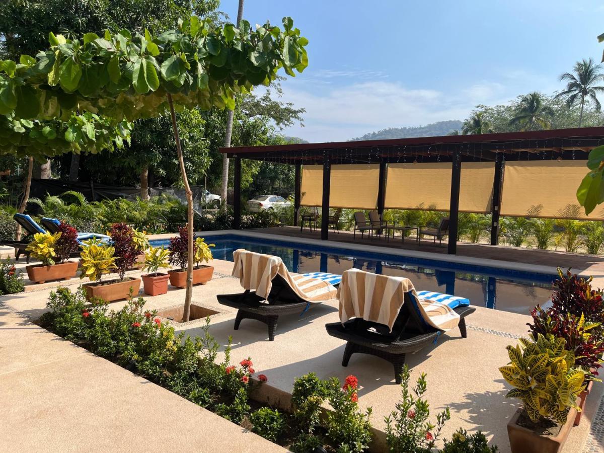 Natura Hotel & Villas Сиуатанехо Екстериор снимка
