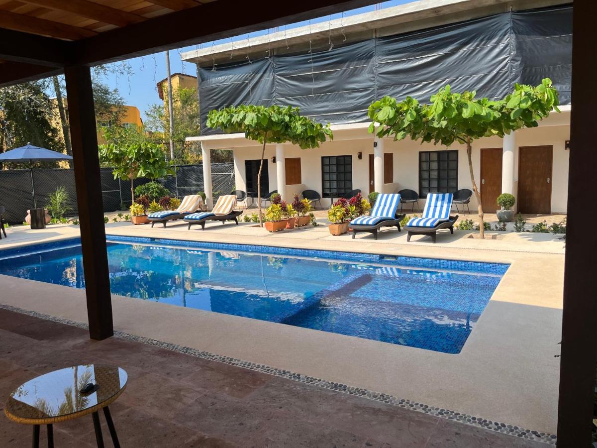 Natura Hotel & Villas Сиуатанехо Екстериор снимка
