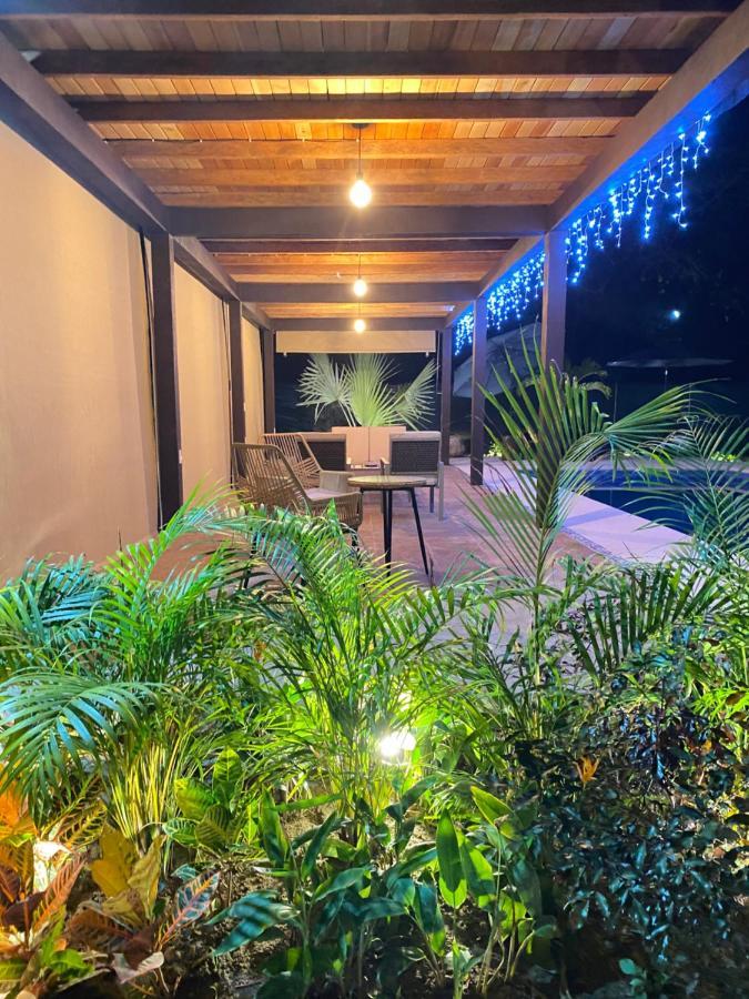 Natura Hotel & Villas Сиуатанехо Екстериор снимка