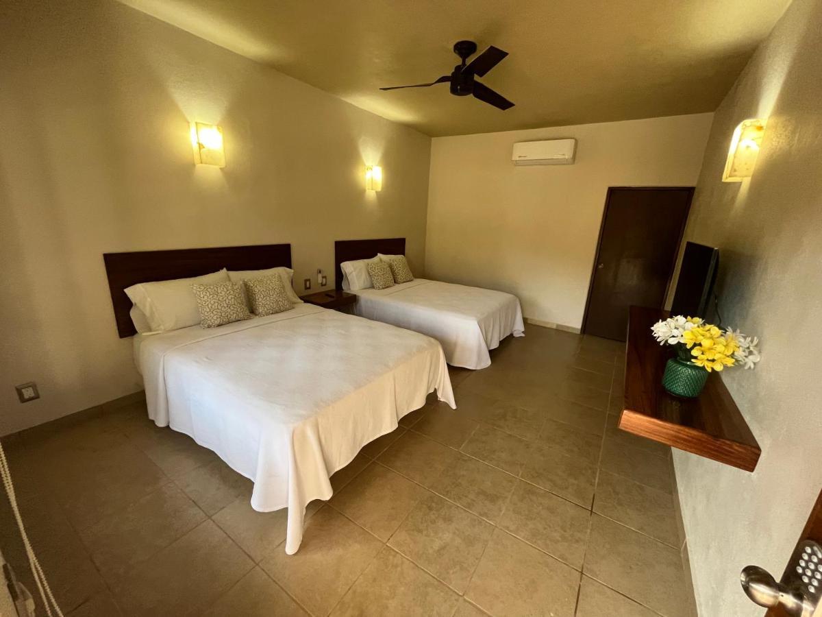 Natura Hotel & Villas Сиуатанехо Екстериор снимка